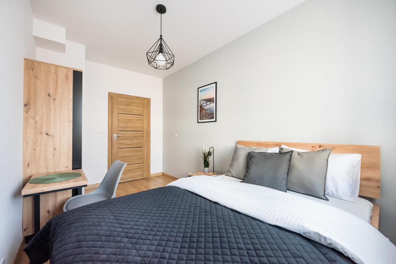 Wola Skwer Happy Apartment Varsóvia Exterior foto