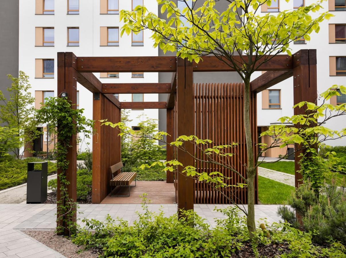 Wola Skwer Happy Apartment Varsóvia Exterior foto